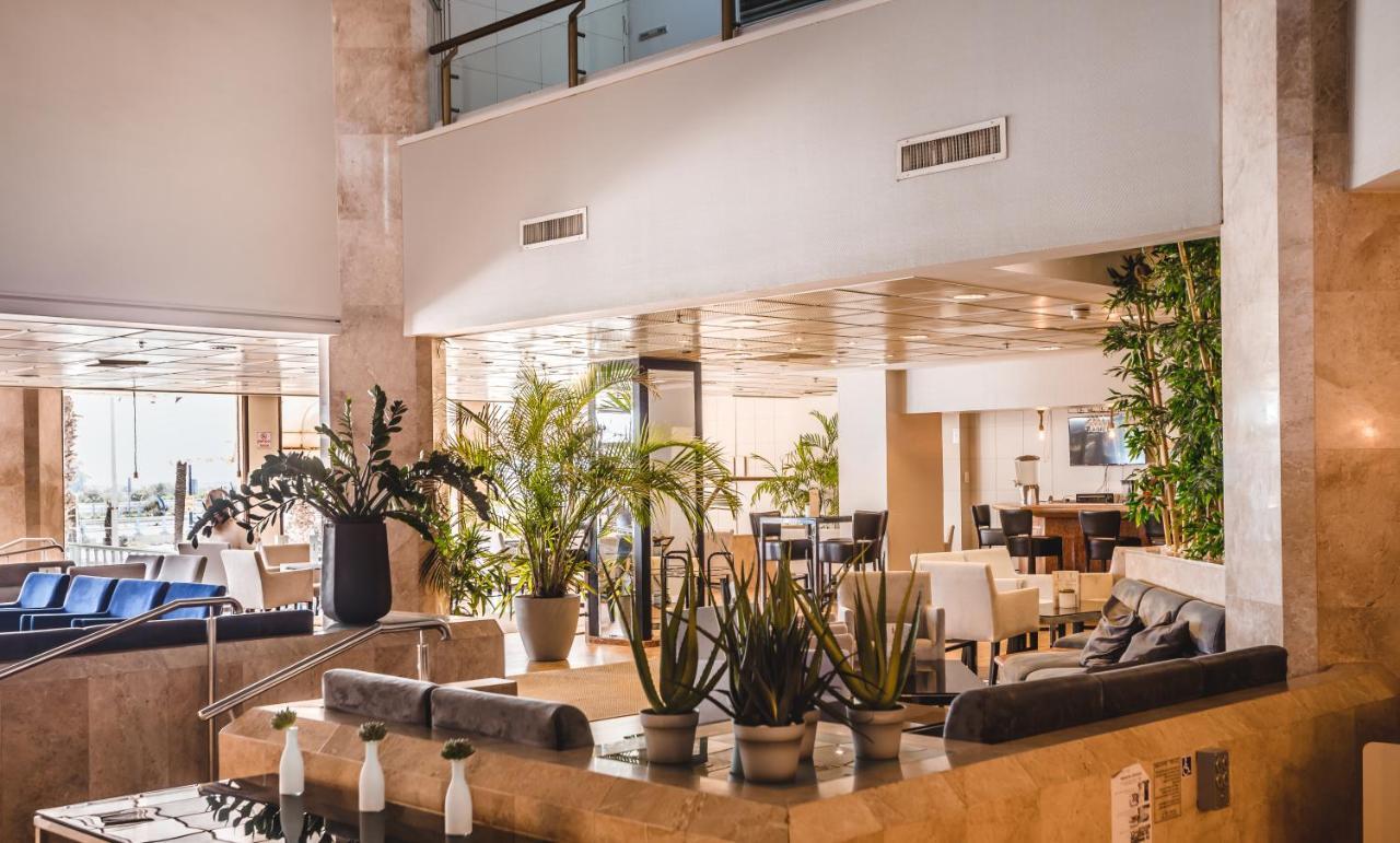 Palm Beach Hotel Acra Exterior foto